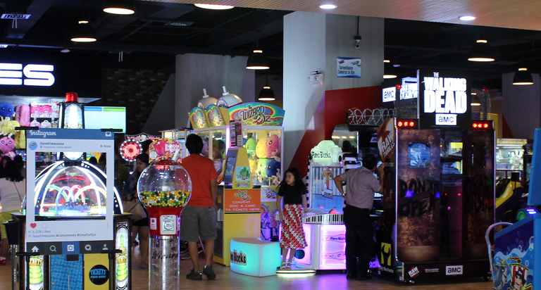 Arcade at Vertis North Mall: Timezone Vertis North Mall