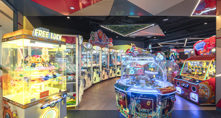 Claw Machine Singapore: Win Exciting Prizes at Timezone Singapore